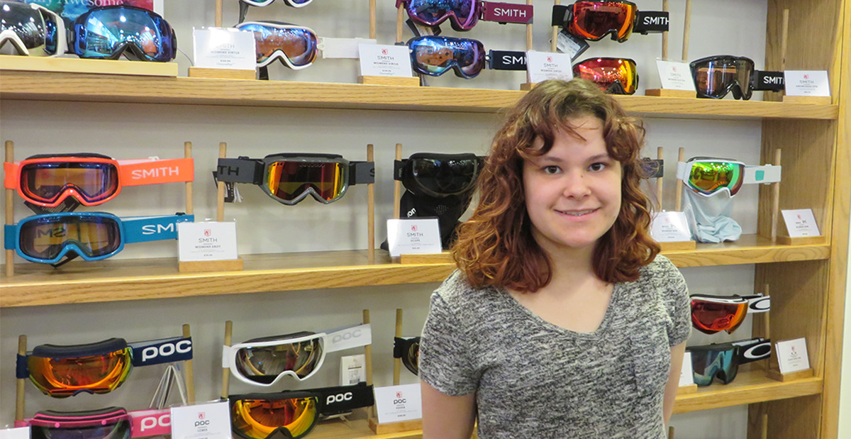 Amputee Ski Trip Spotlight: Cydney, age 16 of Valley View